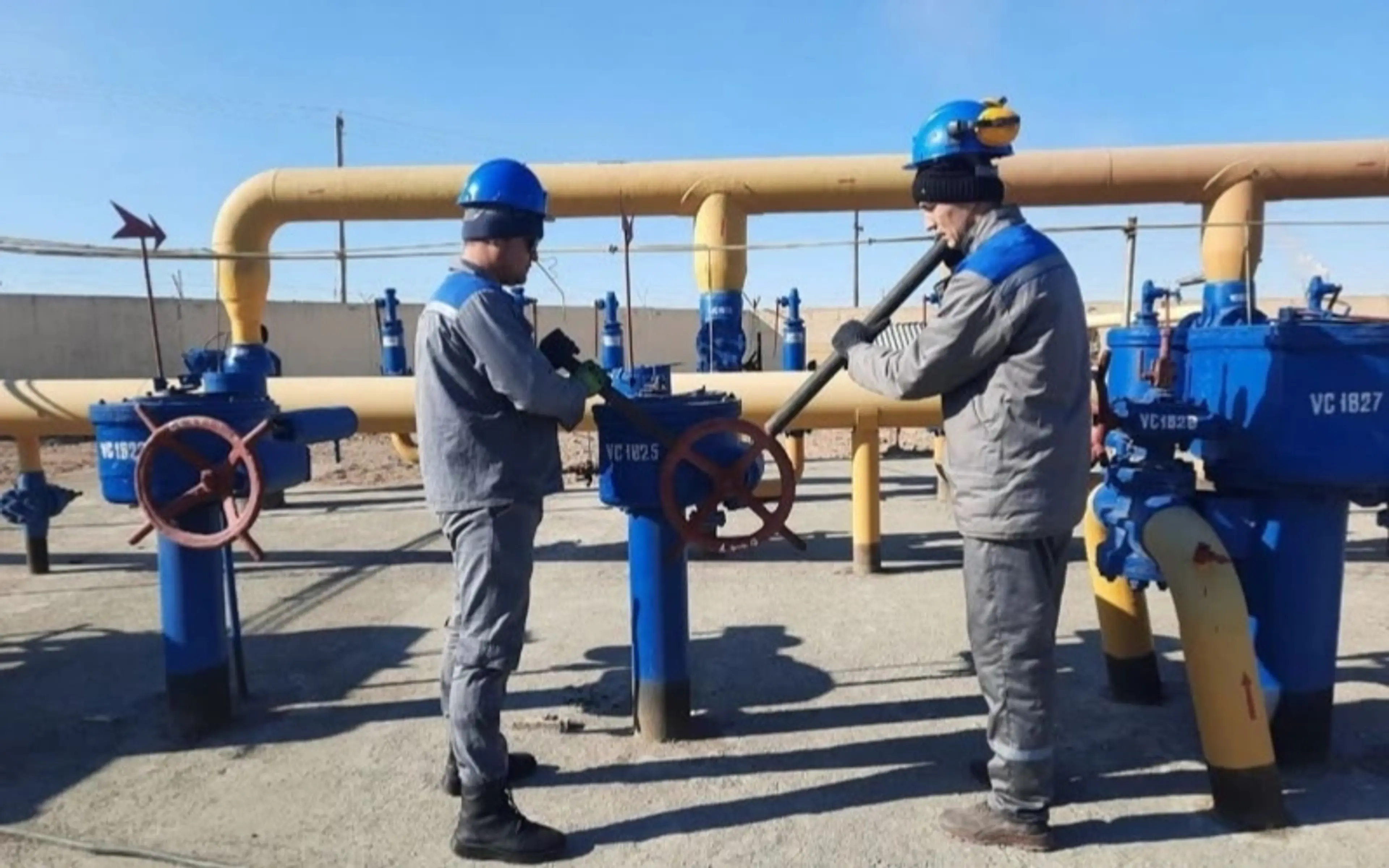 В Алматы начали прокладывать газопровод и канализацию к Шымбулаку