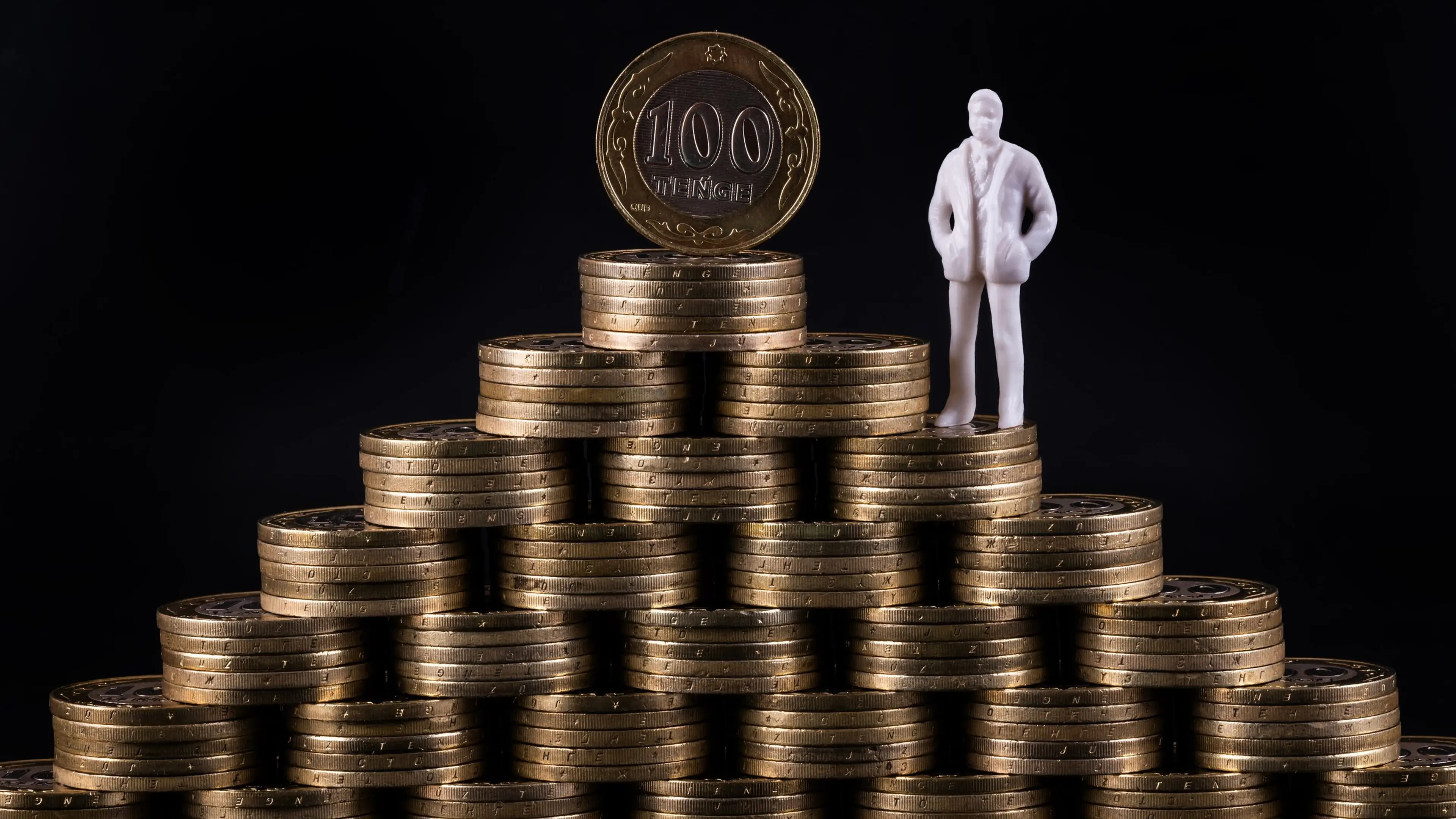 Доля тенговых вкладов населения выросла с 20% до более 80% за десять лет