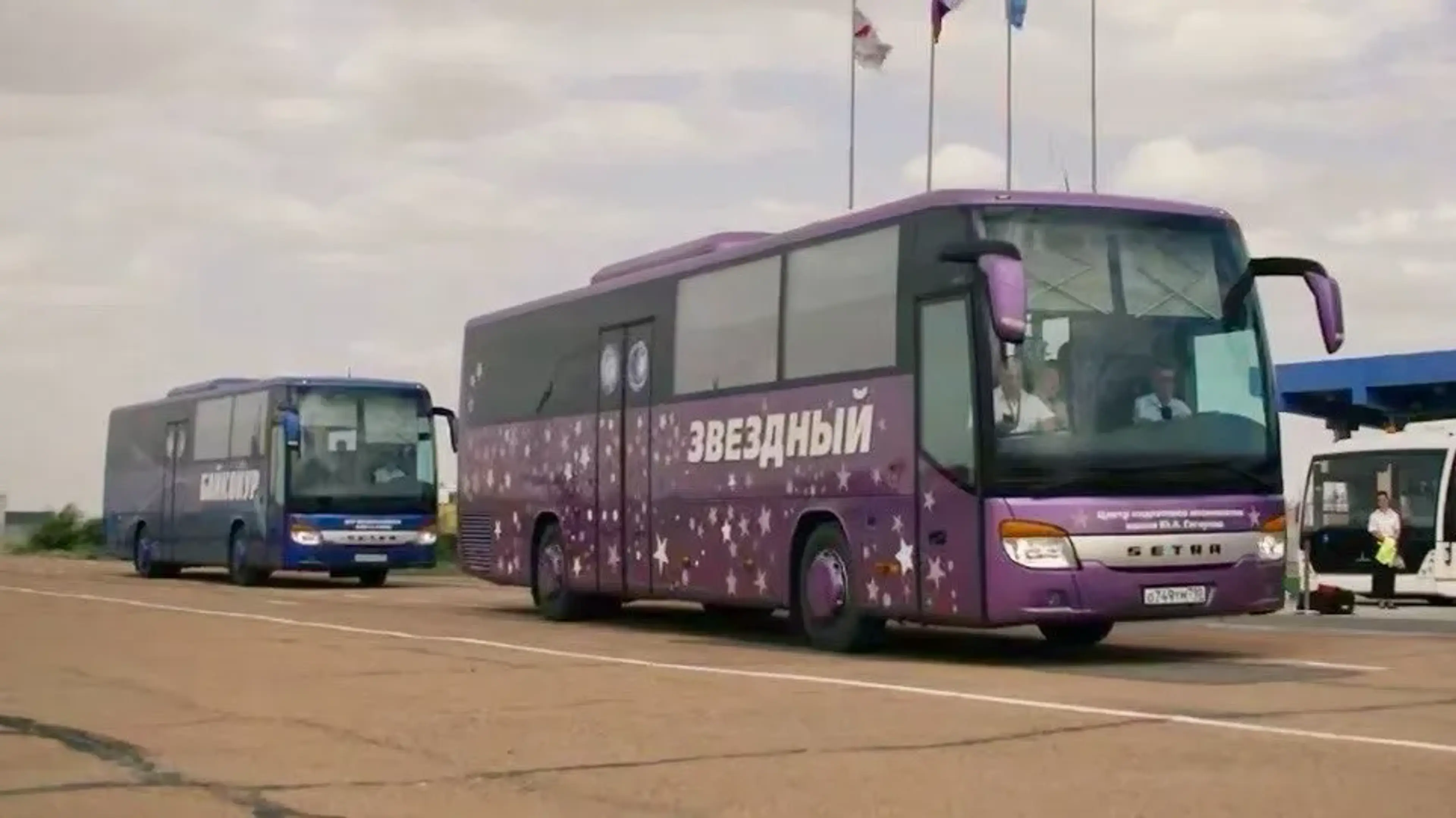 Экипажи «Союза МС-29» прибыли на Байконур