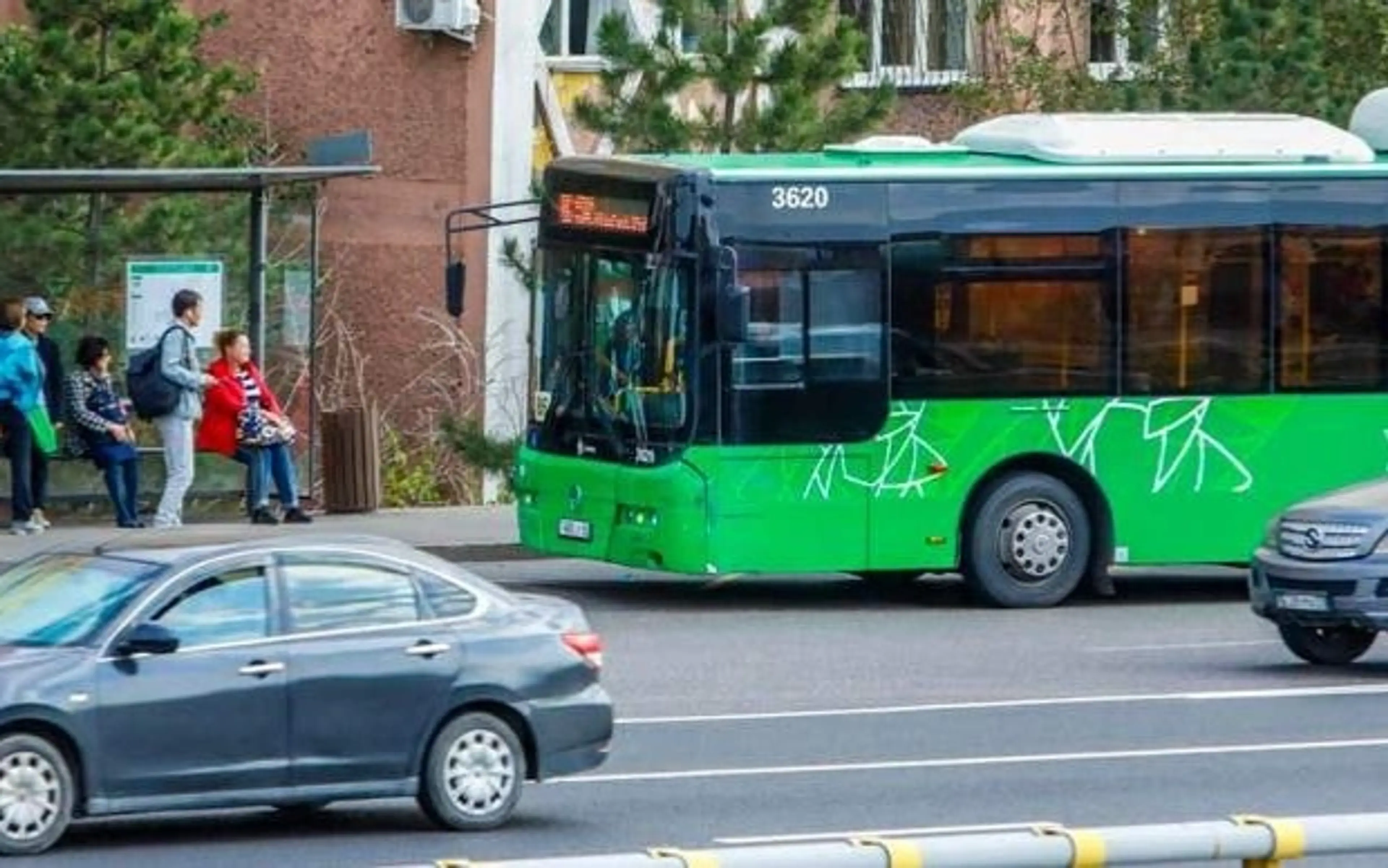 В Алматы с 25 июля изменят маршруты 12 автобусов