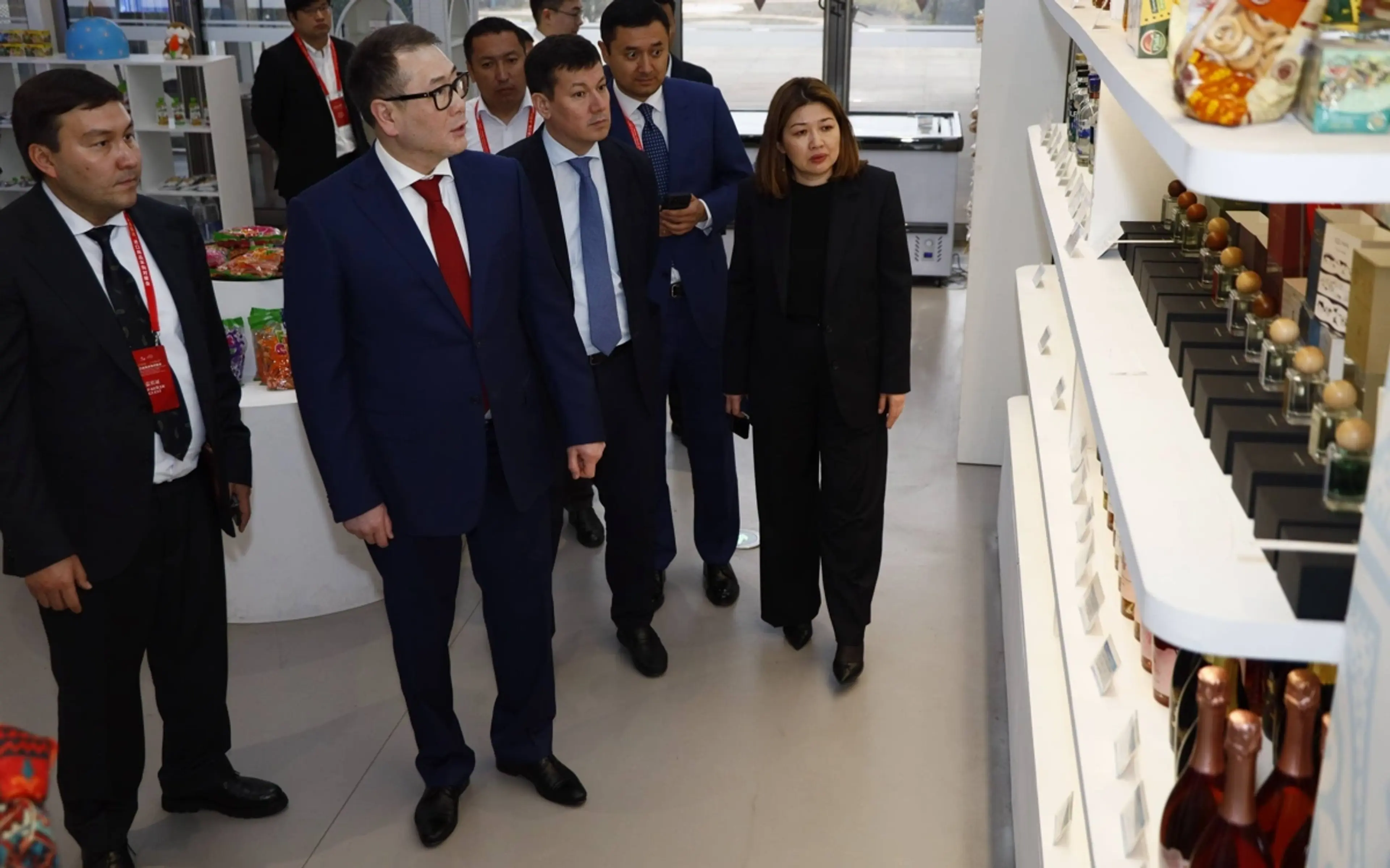 Министр торговли объяснил влияние цен на топливо на стоимость продуктов
