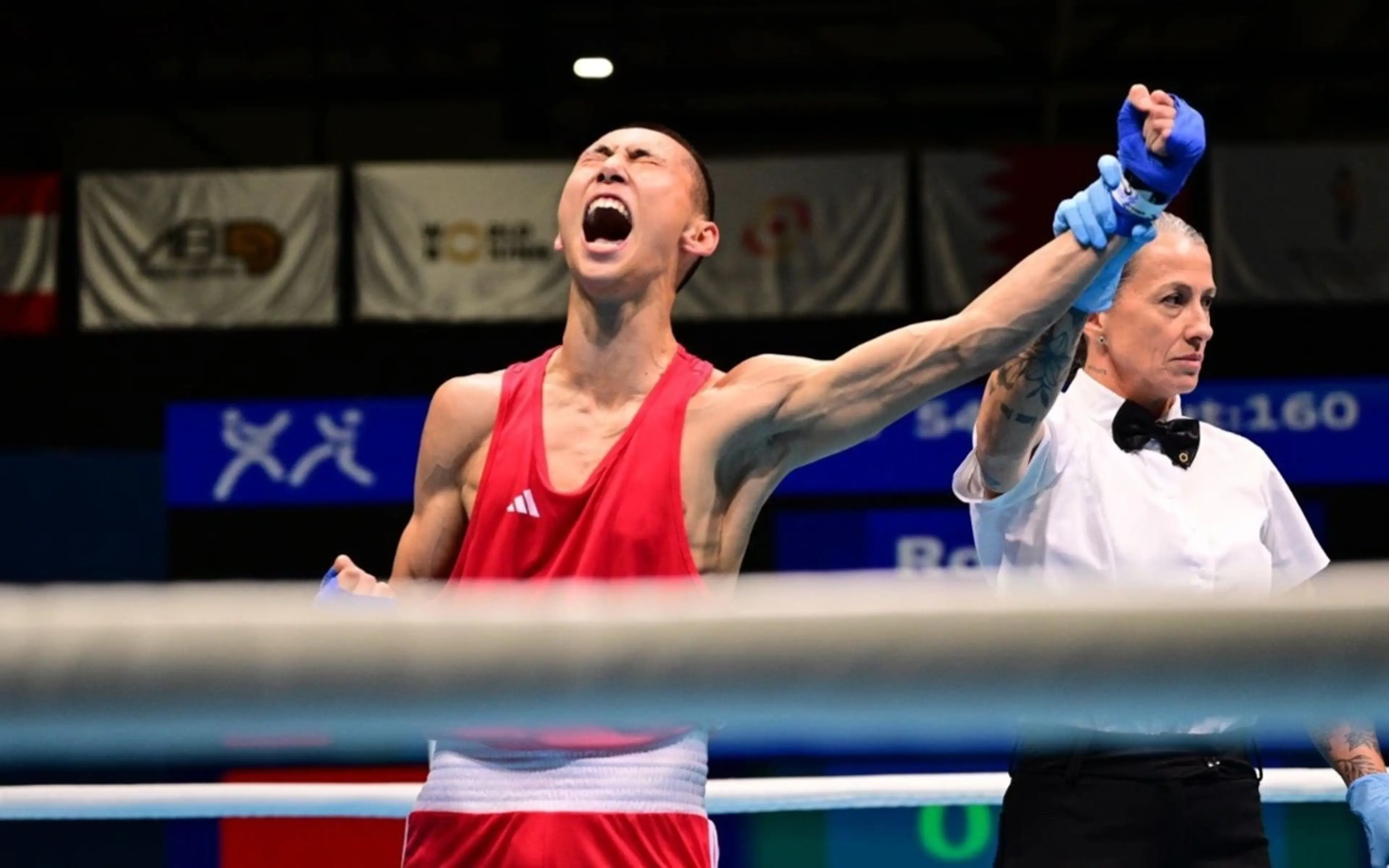 Шесть казахстанских боксеров вышли в четвертьфинал чемпионата Азии U19