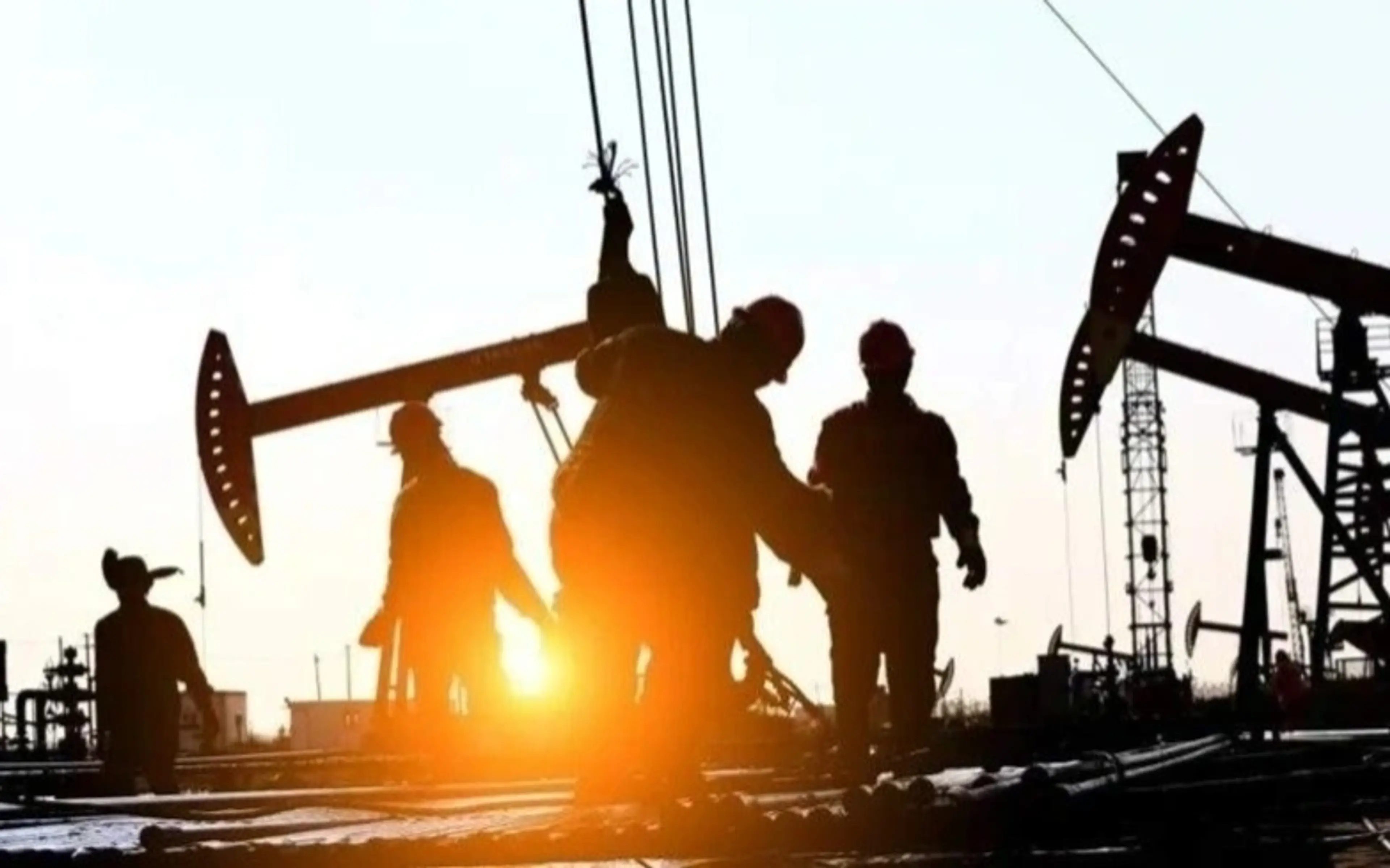 Казахстан начнёт разработку 30 новых участков нефти и газа