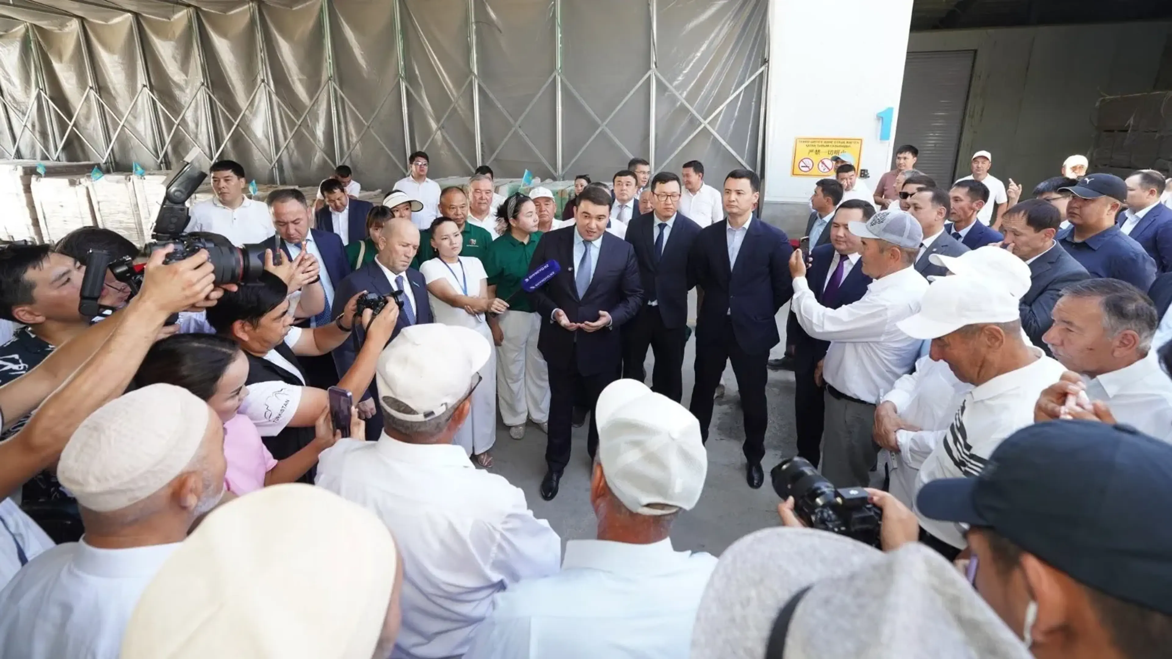 Түркістанда ламинат өндіретін зауыт ашылды