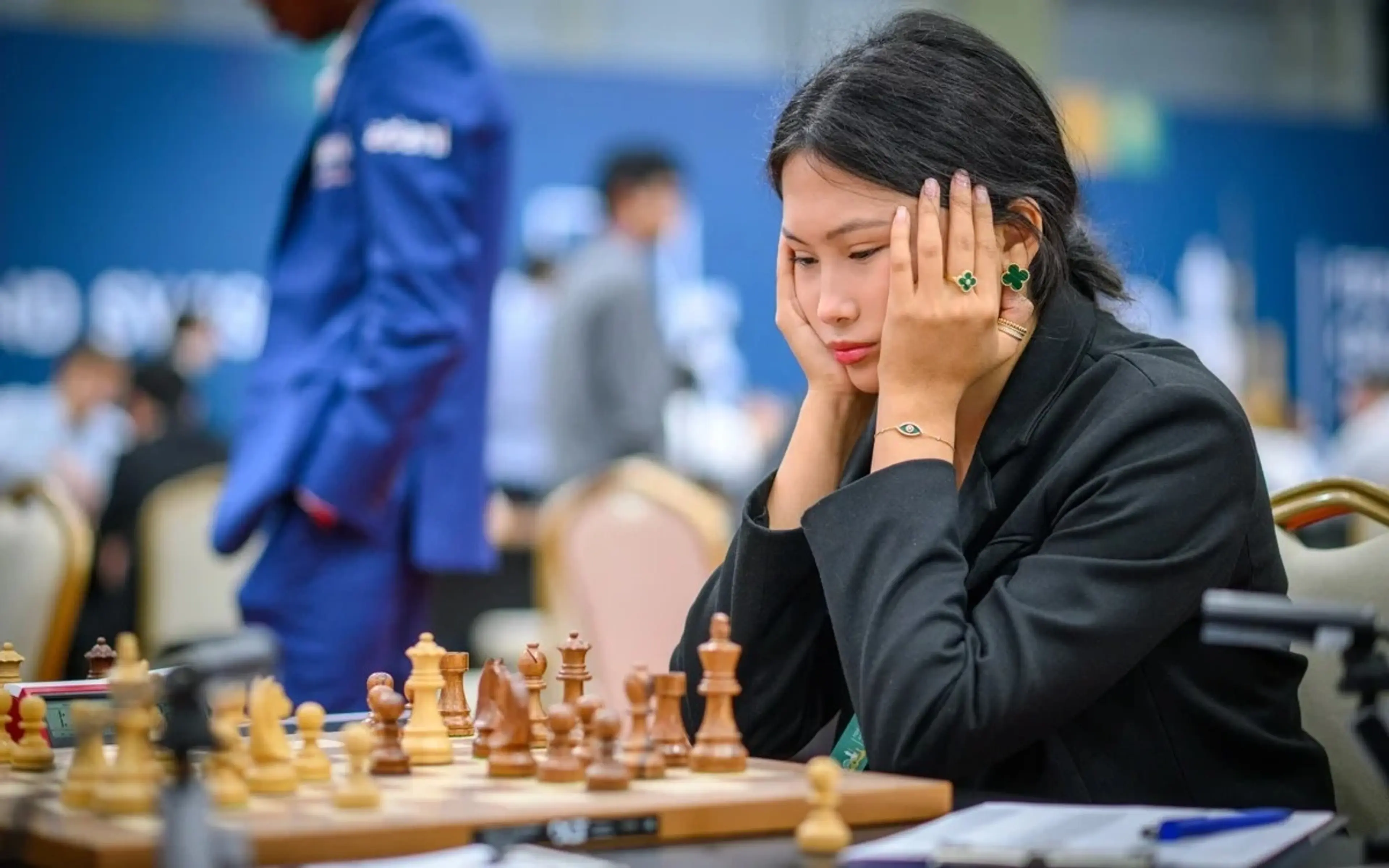Асаубаева сыграет с Дешмух в четвертьфинале Women’s Speed Chess-2026