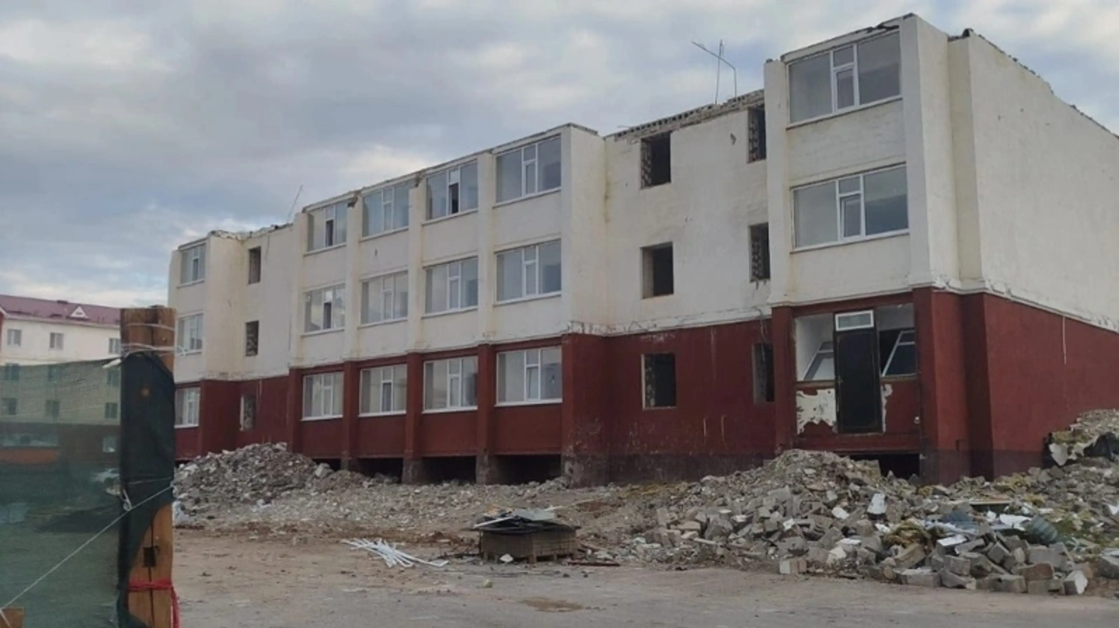 В Актобе демонтируют два аварийных дома по программе «Нурлы жер»