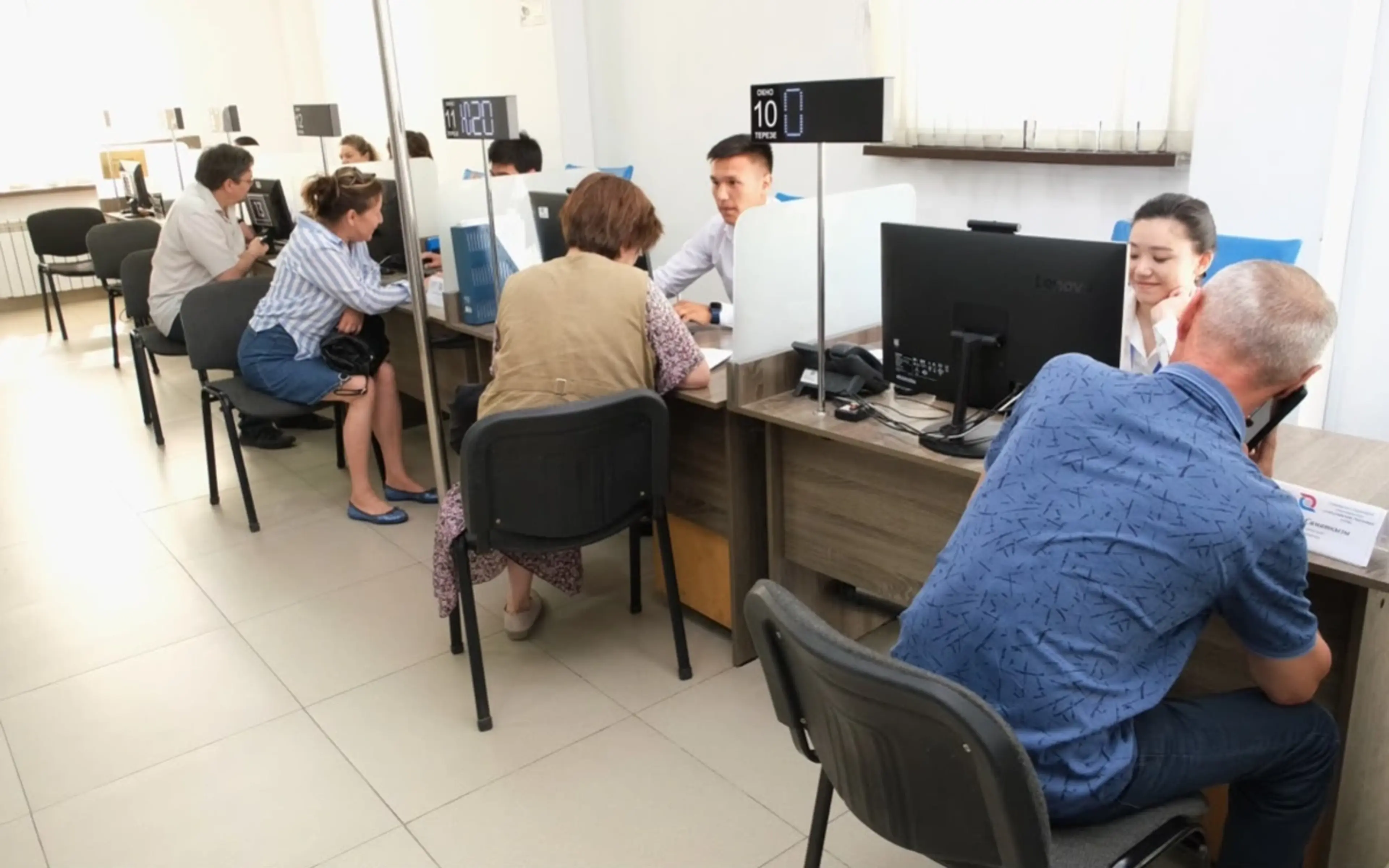 Свыше восьми тысяч алматинцев получили специальные социальные услуги