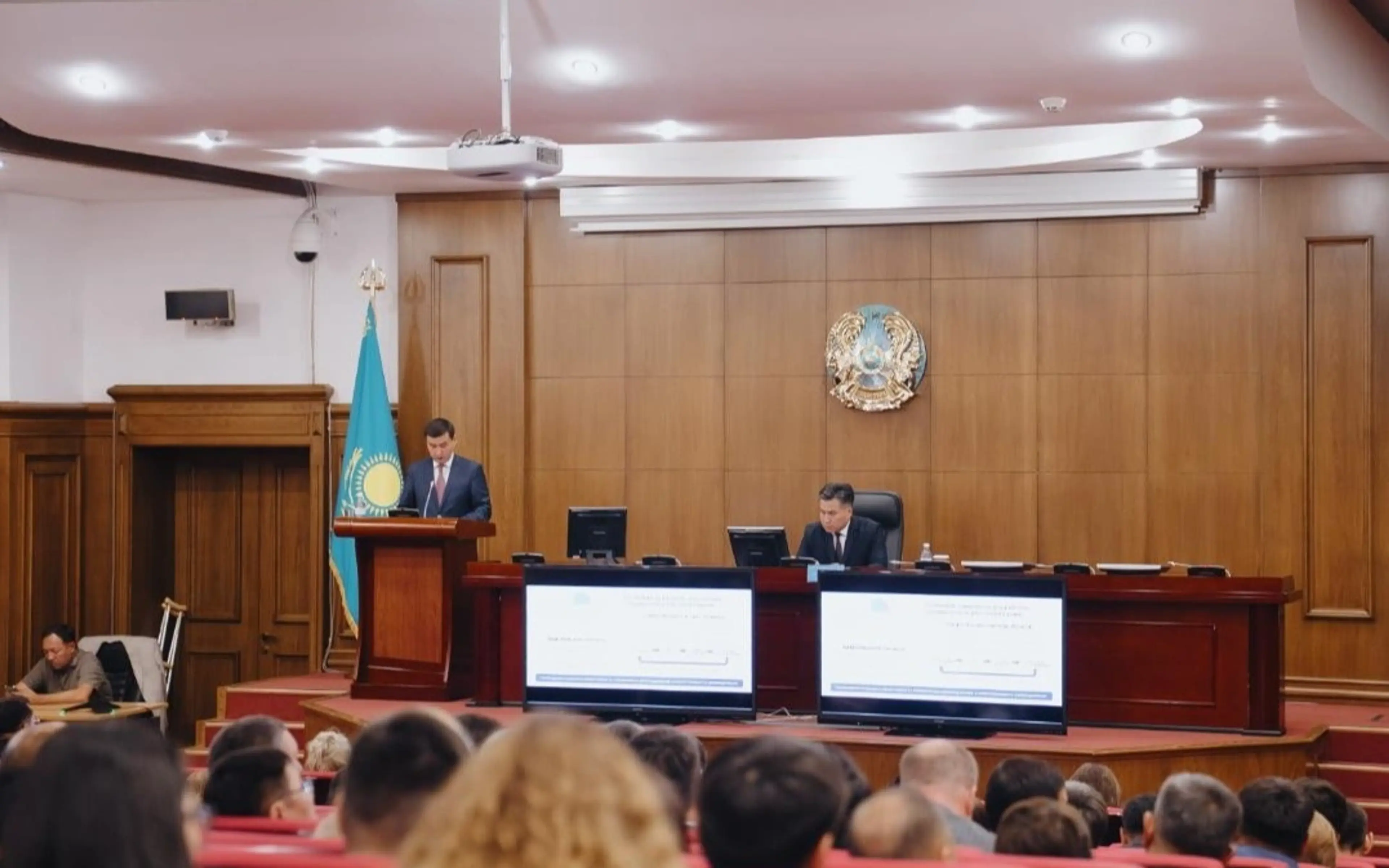 За полгода казахстанцам выплатили 3,3 трлн тенге пенсий и пособий