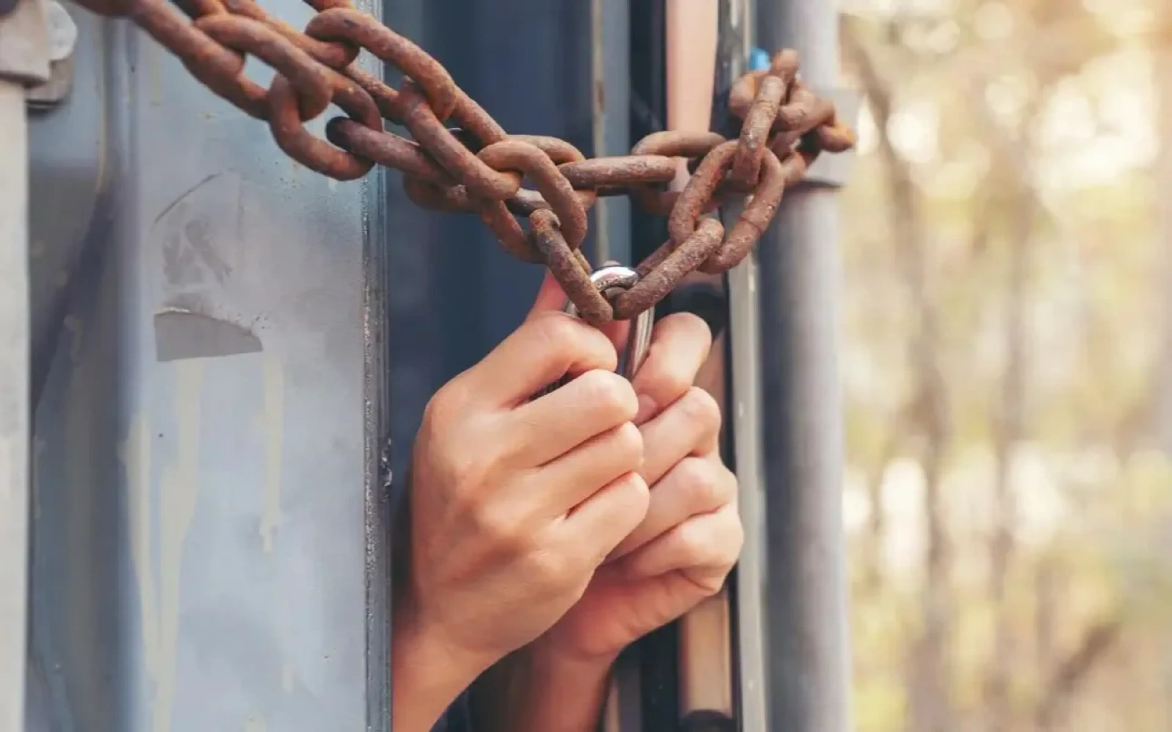 Қазақстанда адам саудасының 15 құрбанына көмек көрсетілді