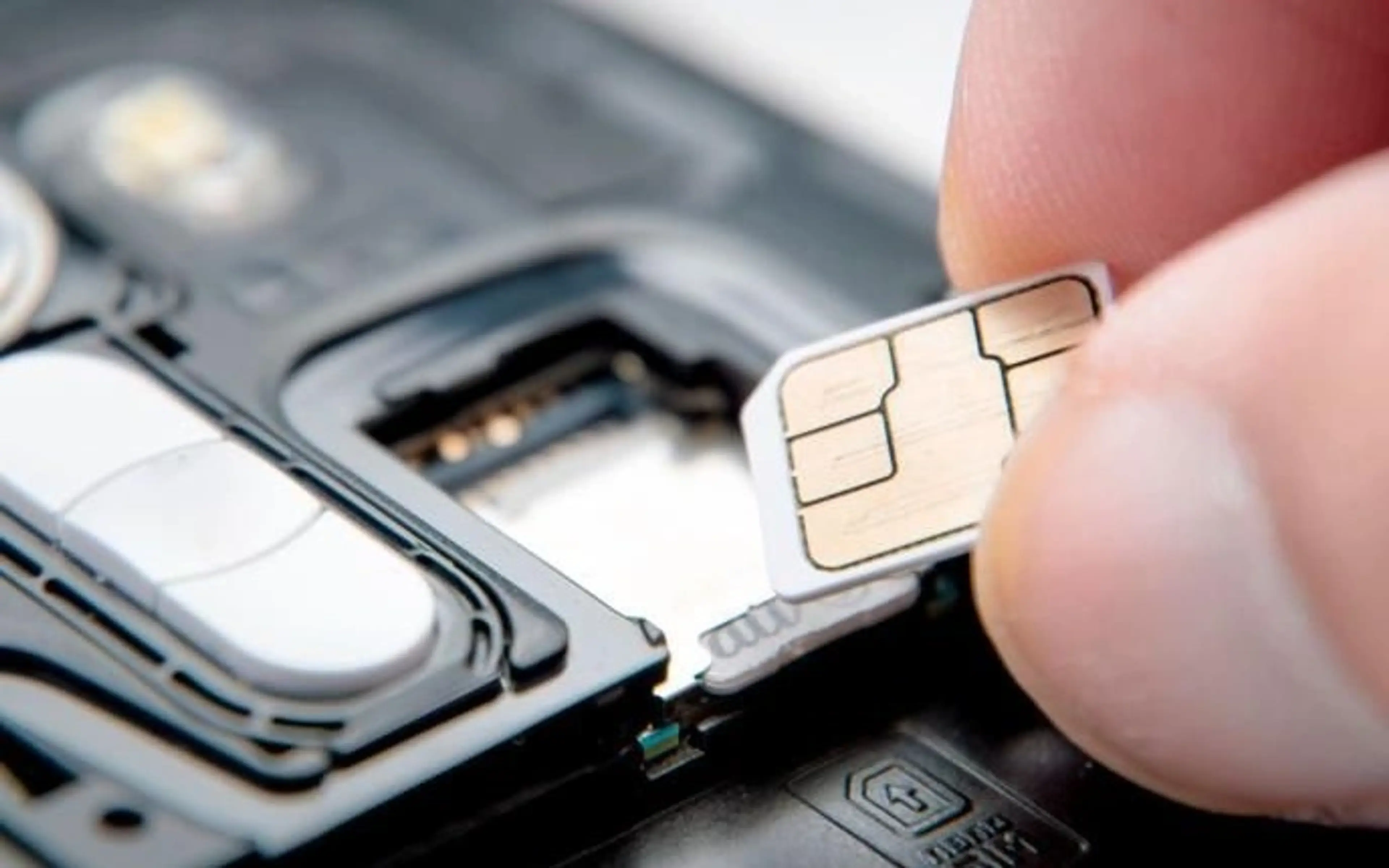 Қазақстанда SIM-карталар мен телекоммуникацияларға арналған жаңа ережелер күшіне енеді